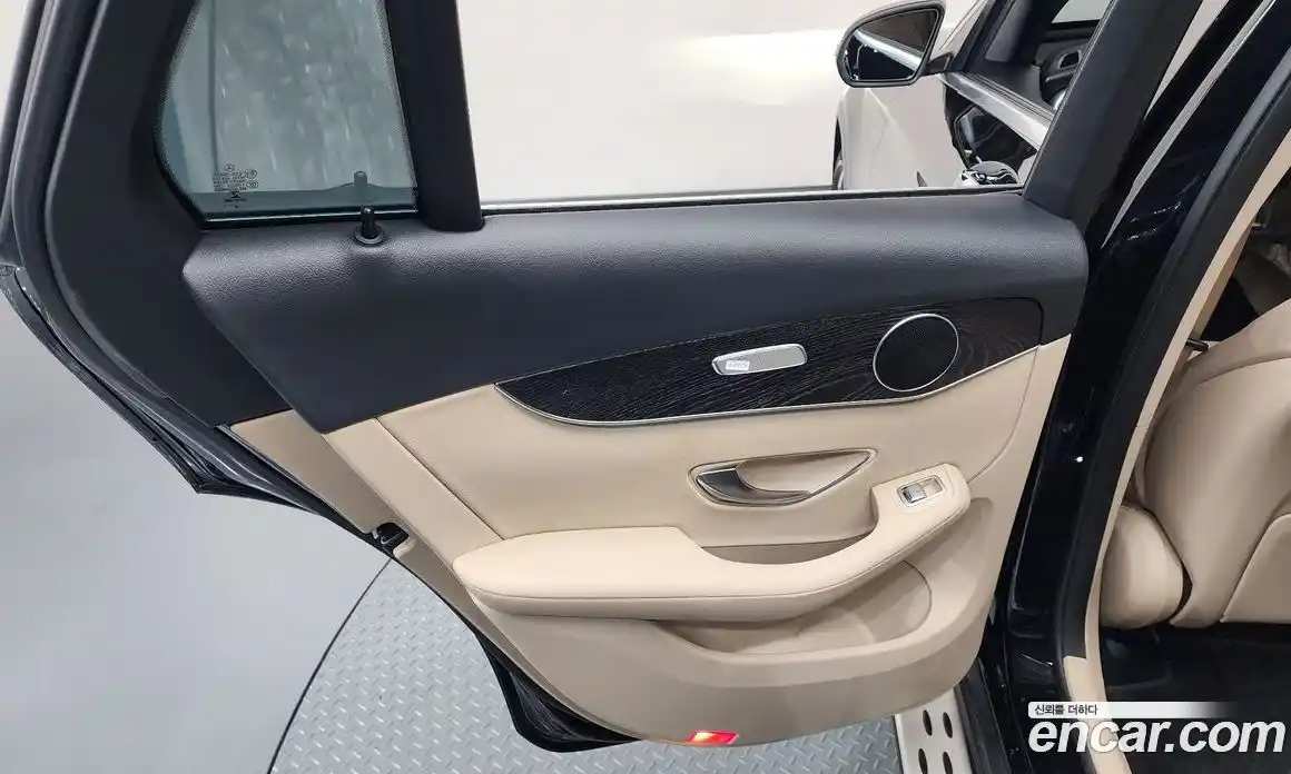 Mercedes-Benz GLC-Class 2019 2.0 гидро, фото 15 Mercedes-Benz GLC-Class 2019 2.0 гидро, фото 15