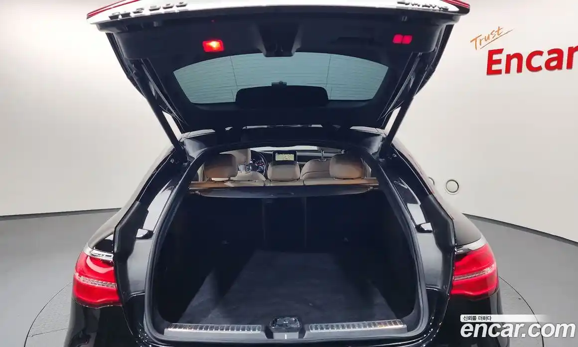Mercedes-Benz GLC-Class 2019 2.0 гидро, фото 24 Mercedes-Benz GLC-Class 2019 2.0 гидро, фото 24