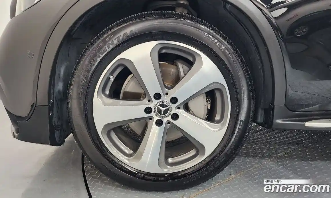 Mercedes-Benz GLC-Class 2019 2.0 гидро, фото 5 Mercedes-Benz GLC-Class 2019 2.0 гидро, фото 5