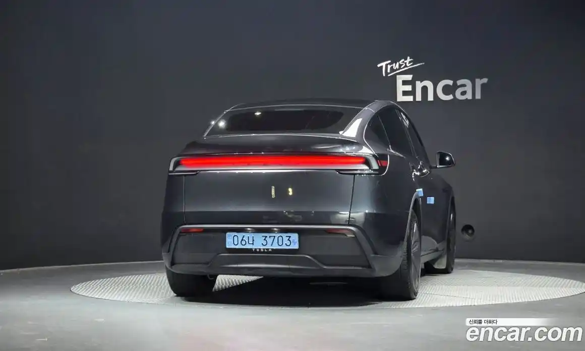 Tesla Model Y 2025 0.2 гидро, фото 4