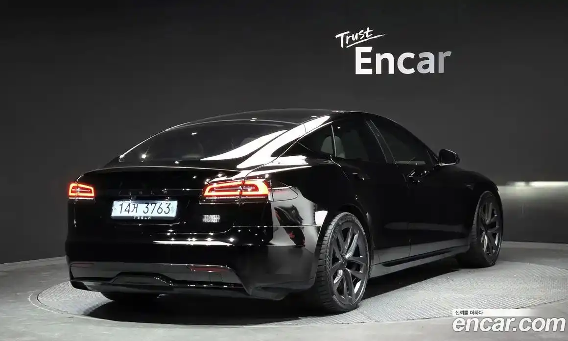 Tesla Model S 2023 0.3 гидро, фото 2