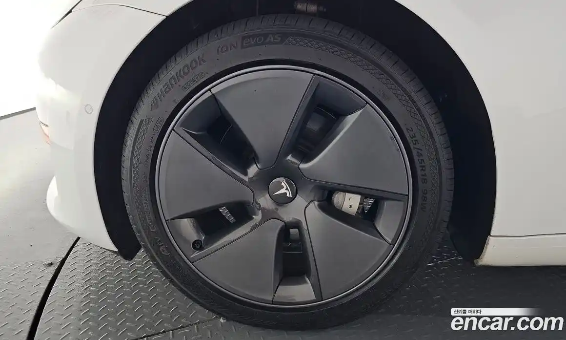 Tesla Model 3 2021 0.2 гидро, фото 6