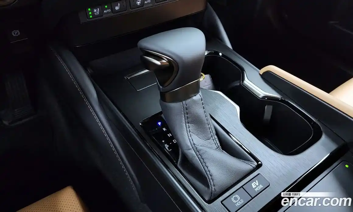 Lexus ES 2025 2.5 гидро, фото 12