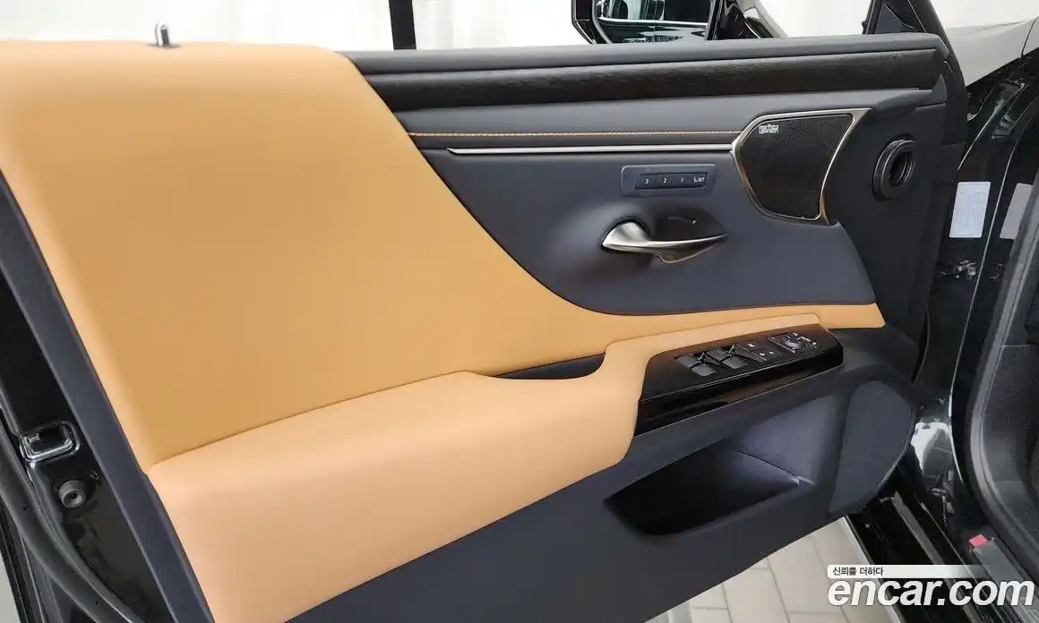 Lexus ES 2025 2.5 гидро, фото 14