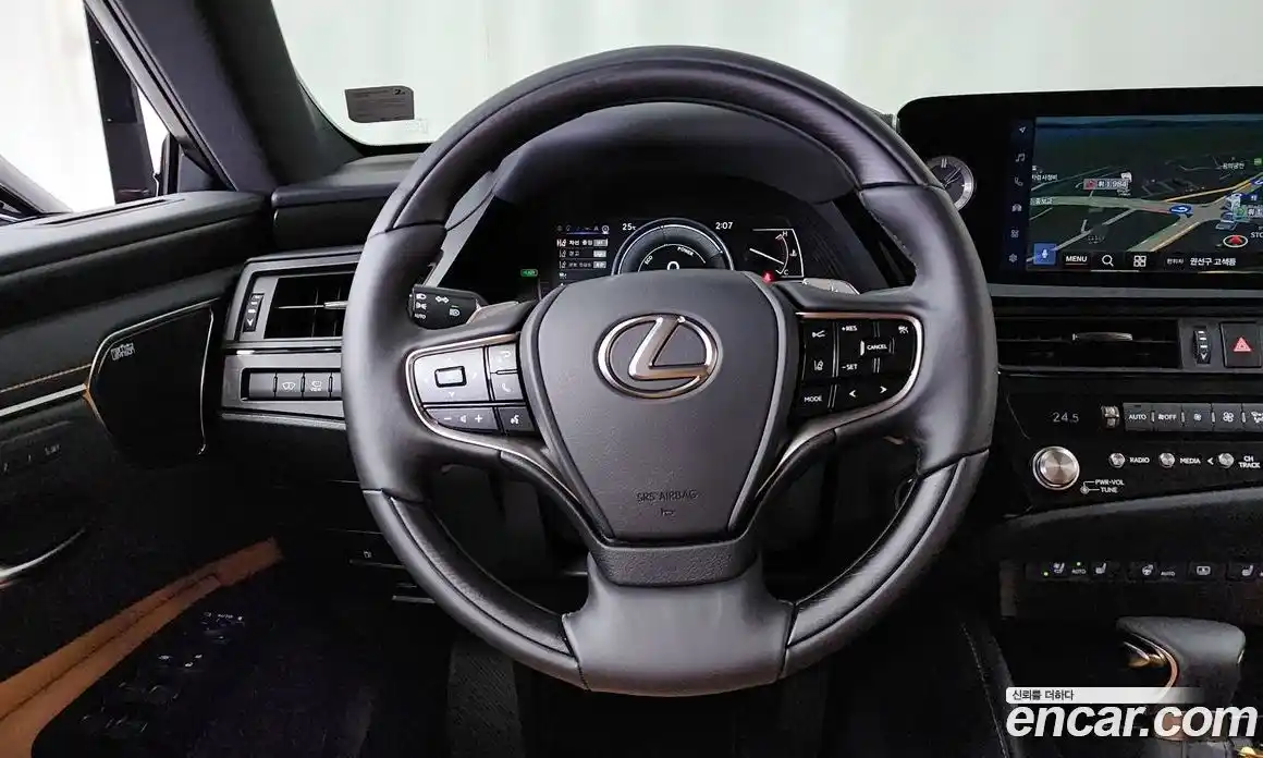 Lexus ES 2025 2.5 гидро, фото 19