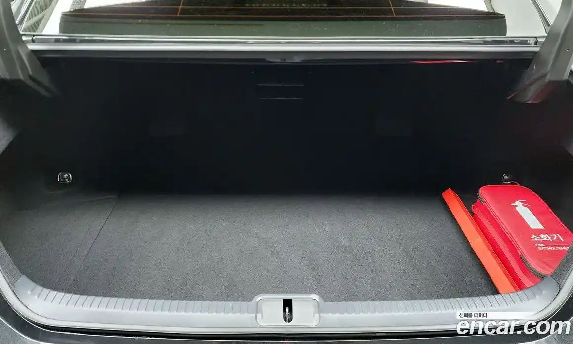 Lexus ES 2025 2.5 гидро, фото 26