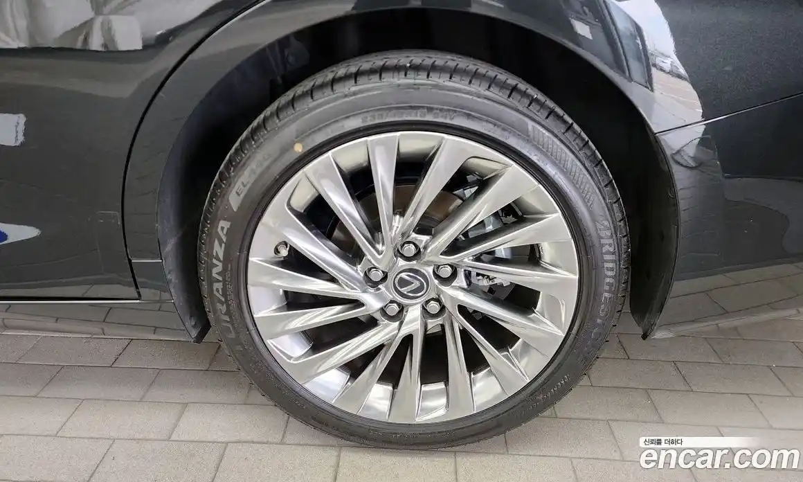 Lexus ES 2025 2.5 гидро, фото 7