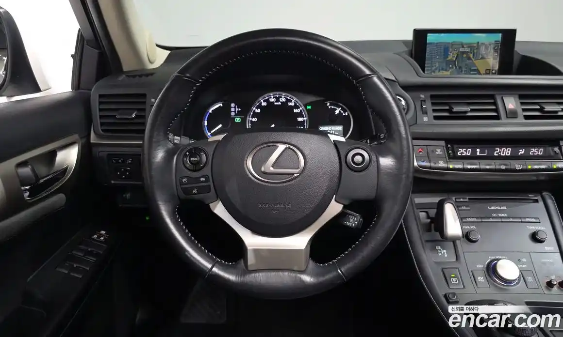 Lexus CT200h 2018 1.8 гидро, фото 18