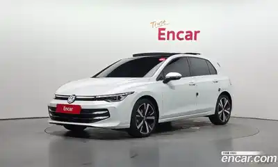 Volkswagen Golf, 2025, 9 789 км