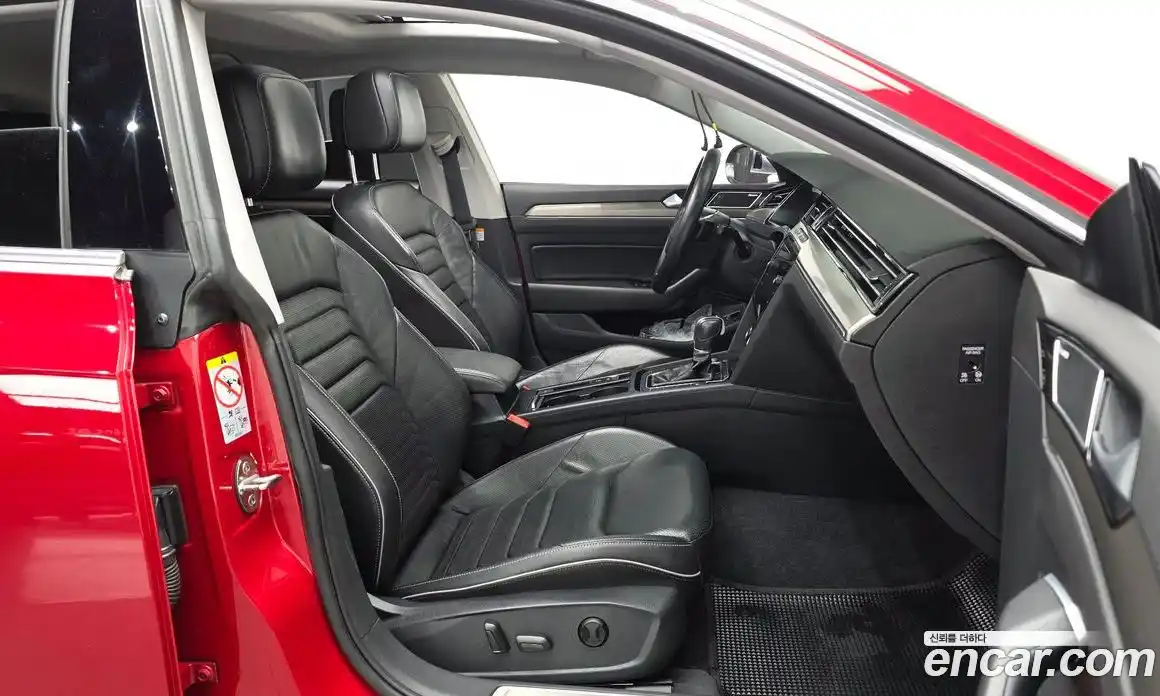 Volkswagen Arteon 2018 2.0 автомат (гидро), фото 16