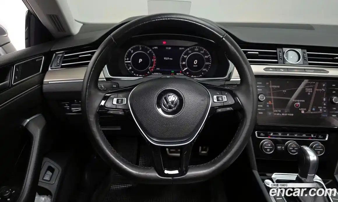 Volkswagen Arteon 2018 2.0 автомат (гидро), фото 18