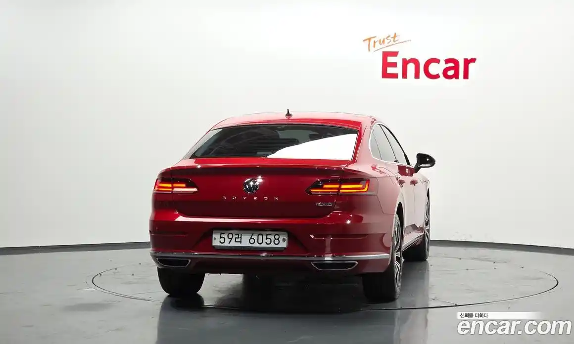 Volkswagen Arteon 2018 2.0 автомат (гидро), фото 4
