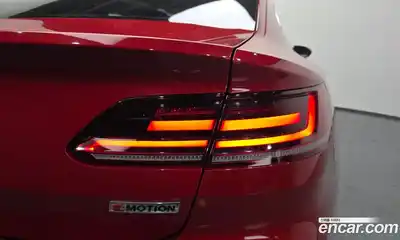 Volkswagen Arteon 2018 2.0 автомат (гидро), миниатюра 9