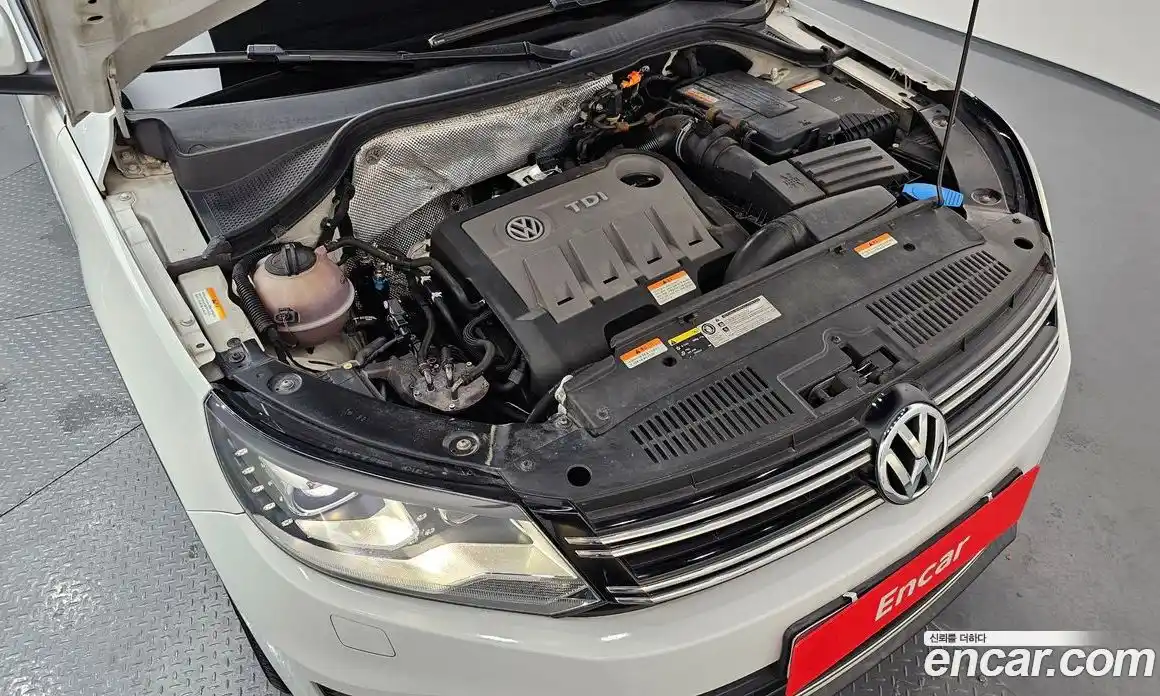 Volkswagen Tiguan 2014 2.0 автомат (гидро), фото 6