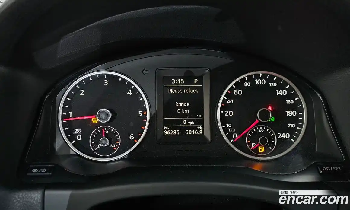 Volkswagen Tiguan 2014 2.0 автомат (гидро), фото 8