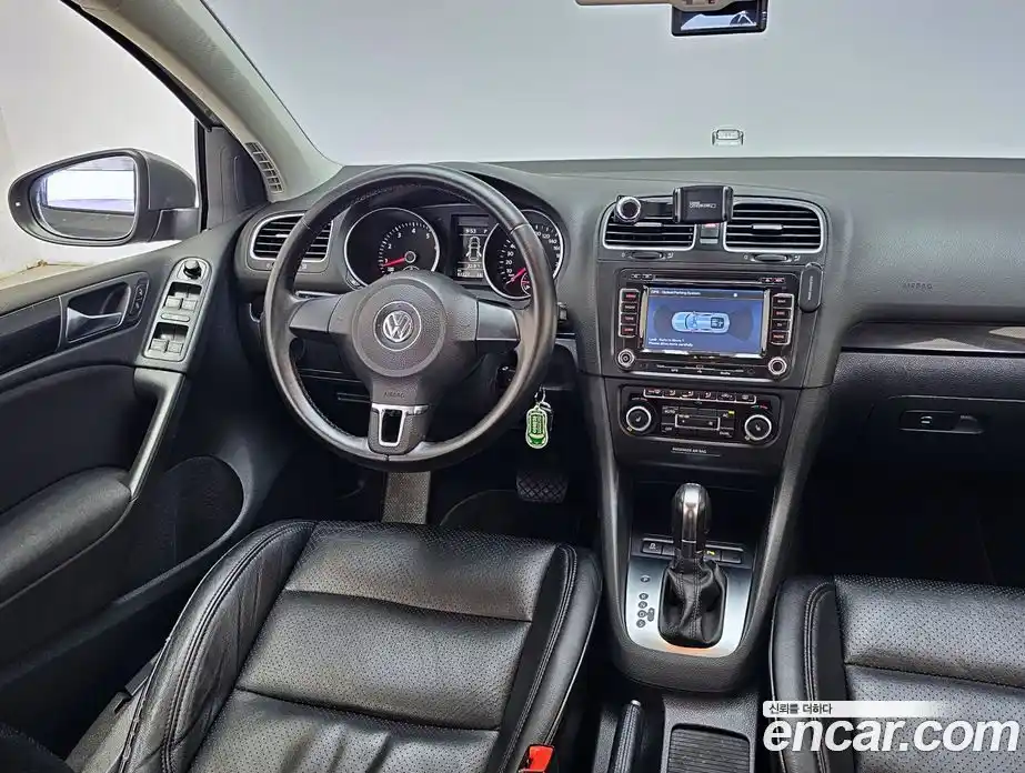 Volkswagen Golf 2011 1.4 автомат (гидро), фото 13