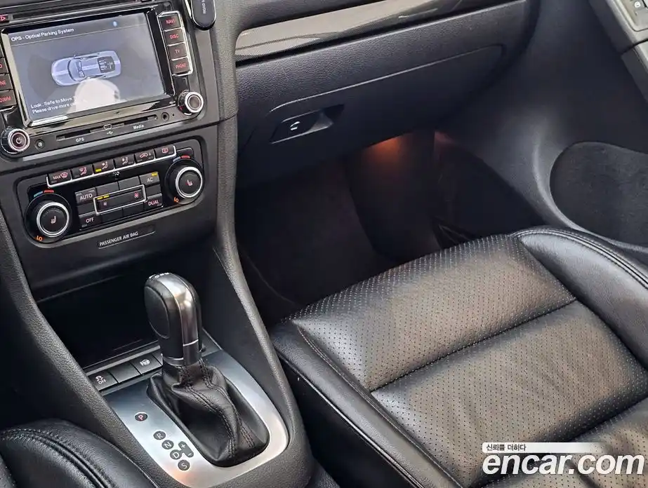 Volkswagen Golf 2011 1.4 автомат (гидро), фото 17