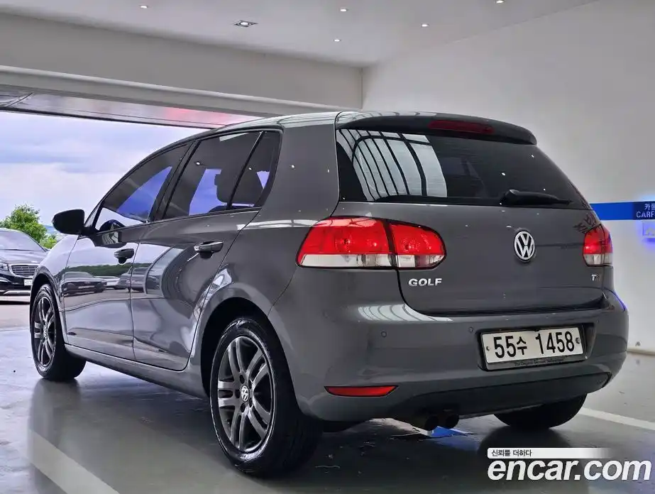 Volkswagen Golf 2011 1.4 автомат (гидро), фото 4
