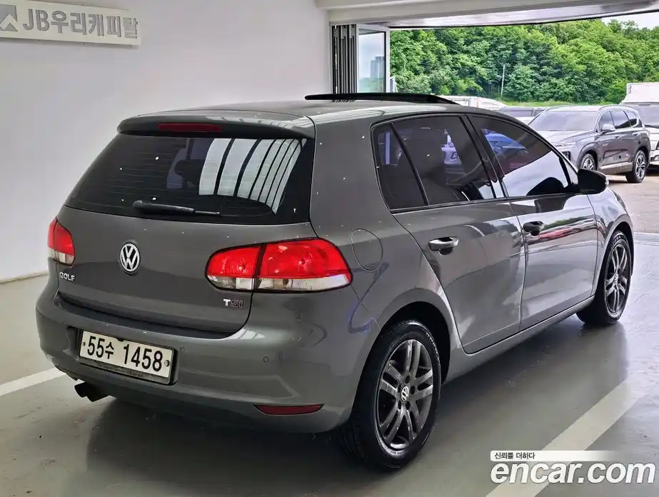 Volkswagen Golf 2011 1.4 автомат (гидро), фото 5