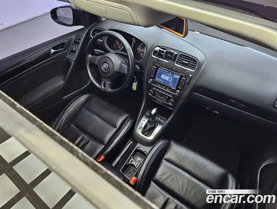 Volkswagen Golf 2011 1.4 автомат (гидро), фото 8