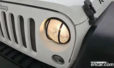Jeep Wrangler 2016 3.6 автомат (гидро), миниатюра 7