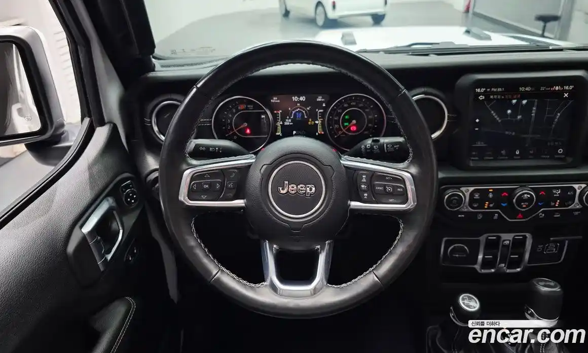 Jeep Wrangler 2023 2.0 автомат (гидро), фото 13