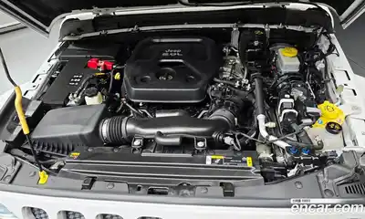 Jeep Wrangler 2023 2.0 автомат (гидро), миниатюра 6