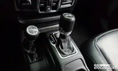 Jeep Wrangler 2023 2.0 автомат (гидро), миниатюра 9
