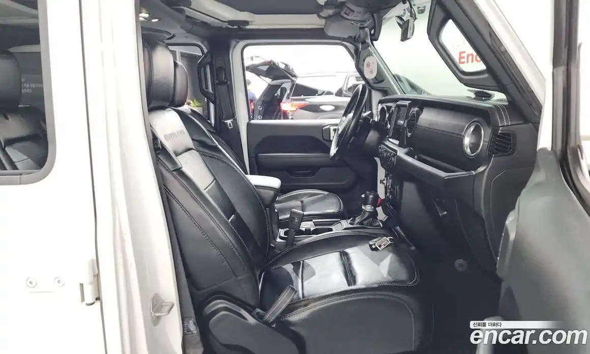 Jeep Wrangler 2021 2.0 автомат (гидро), фото 16