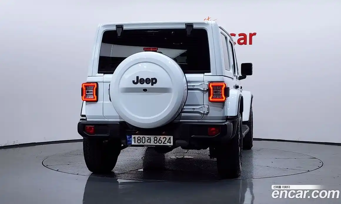 Jeep Wrangler 2021 2.0 автомат (гидро), фото 4