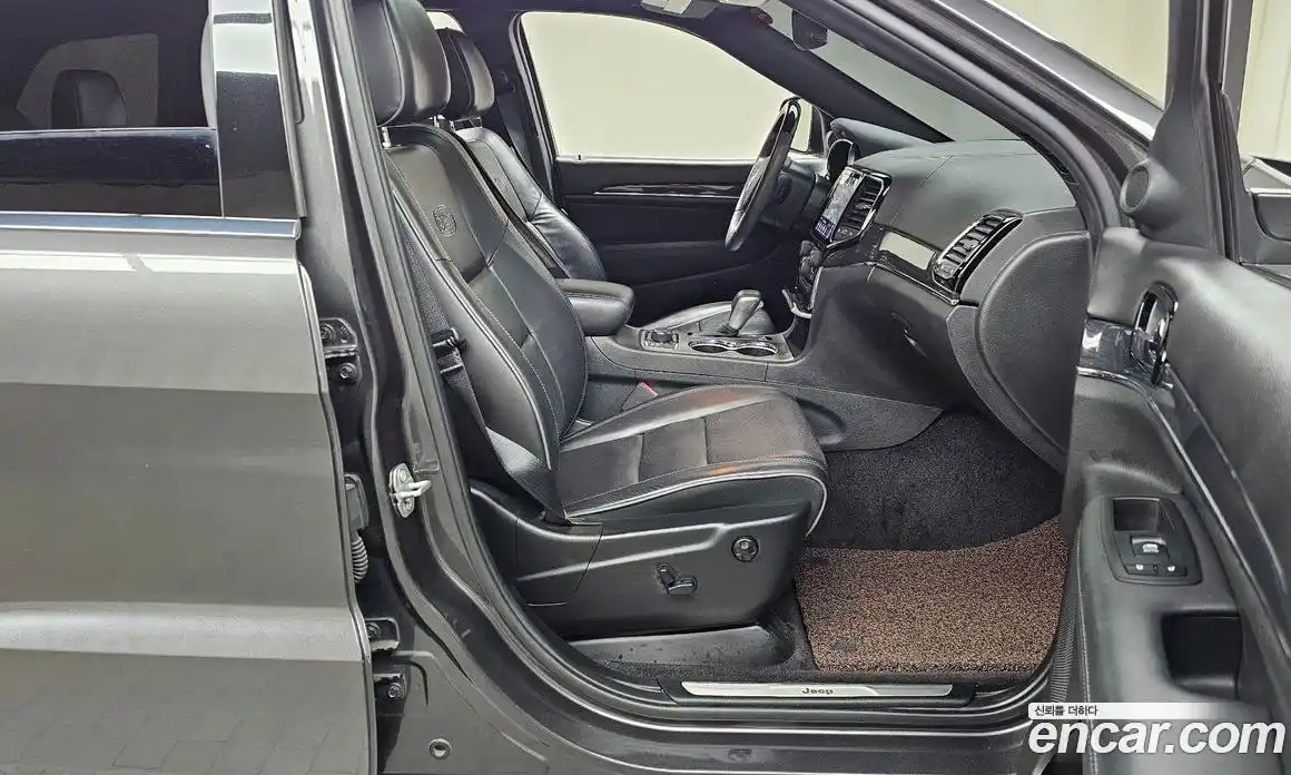 Jeep Cherokee 2019 3.6 автомат (гидро), фото 16