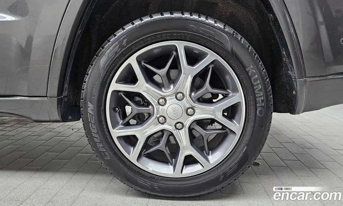 Jeep Cherokee 2019 3.6 автомат (гидро), фото 7