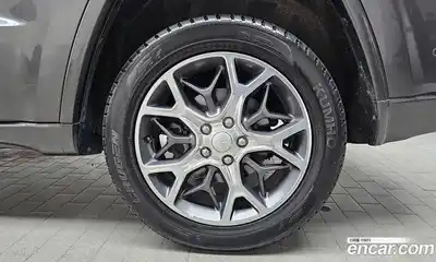 Jeep Cherokee 2019 3.6 автомат (гидро), миниатюра 7