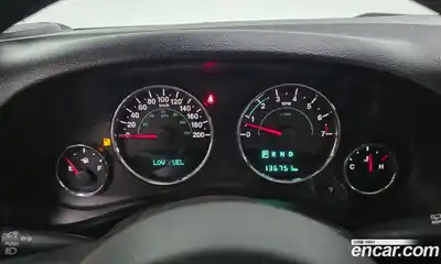 Jeep Wrangler 2017 3.6 автомат (гидро), миниатюра 11
