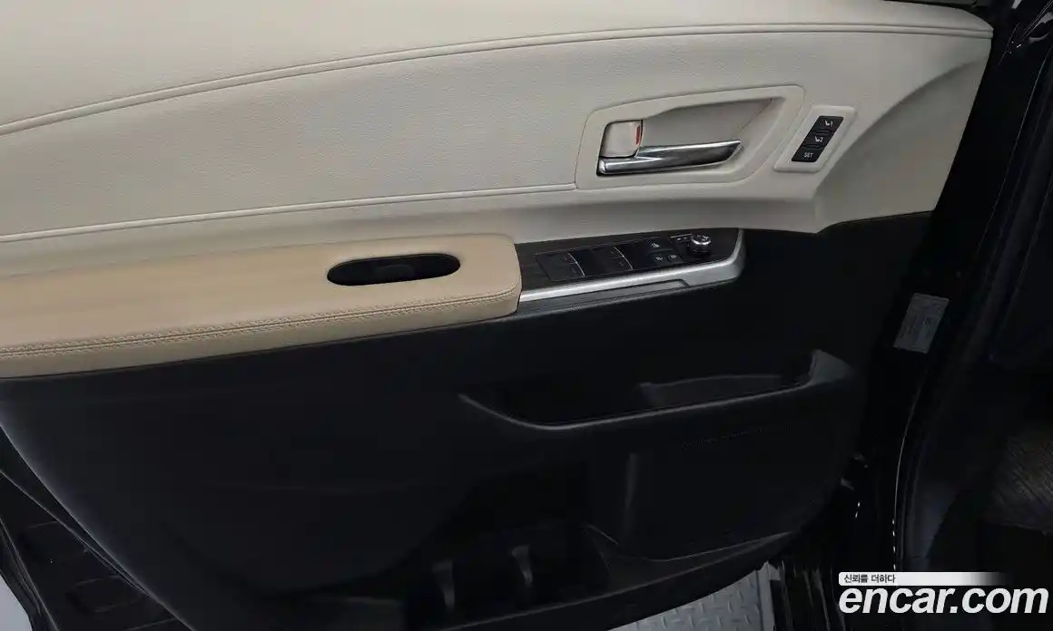Toyota Sienna 2024 2.5 гидро, фото 15