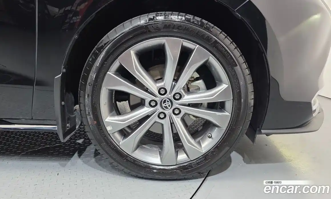 Toyota Sienna 2024 2.5 гидро, фото 5