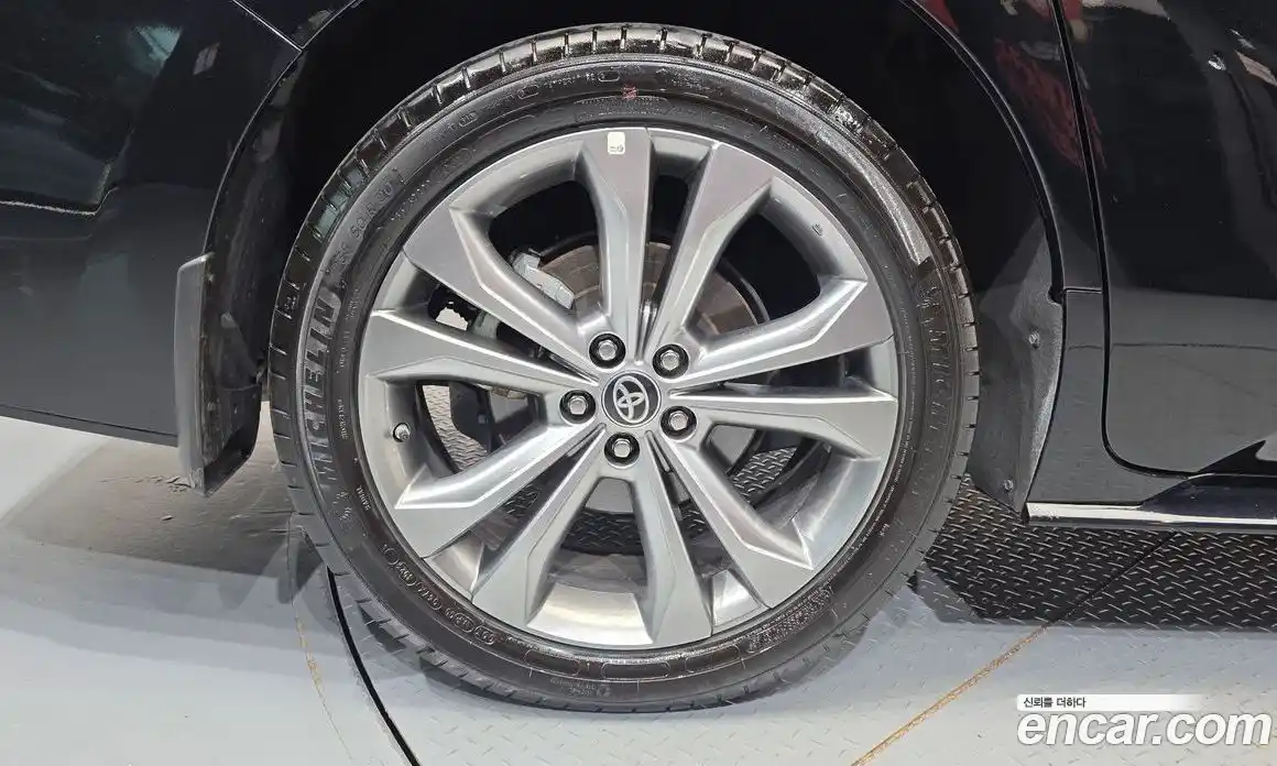 Toyota Sienna 2024 2.5 гидро, фото 7