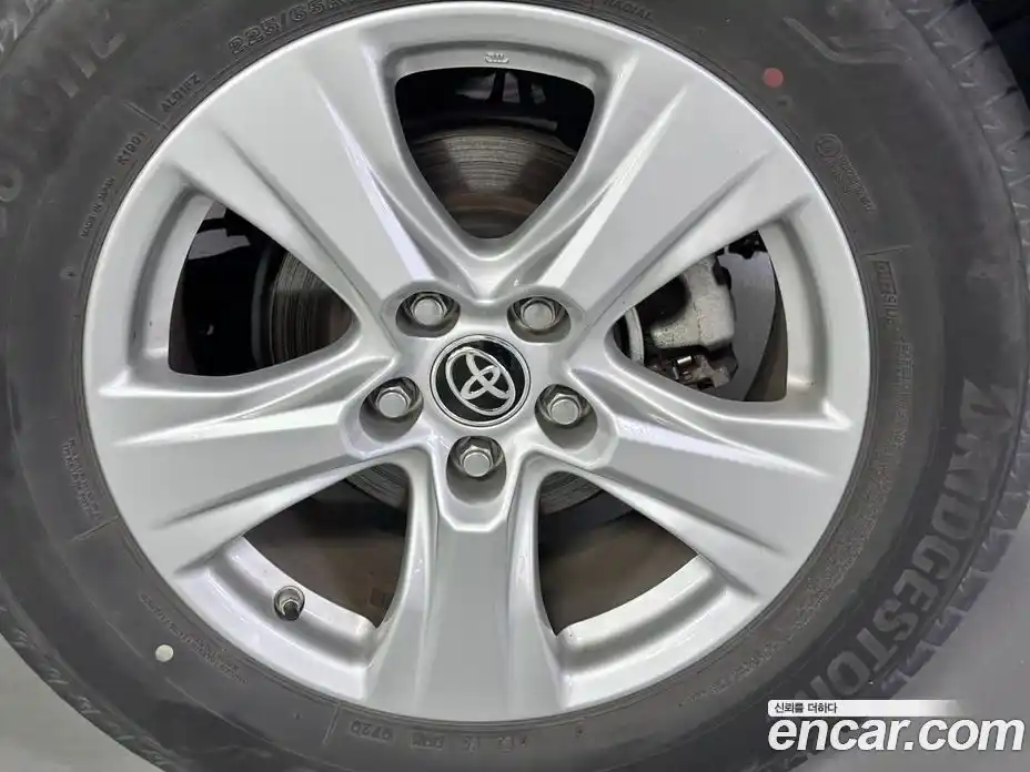 Toyota RAV4 2020 2.5 гидро, фото 5