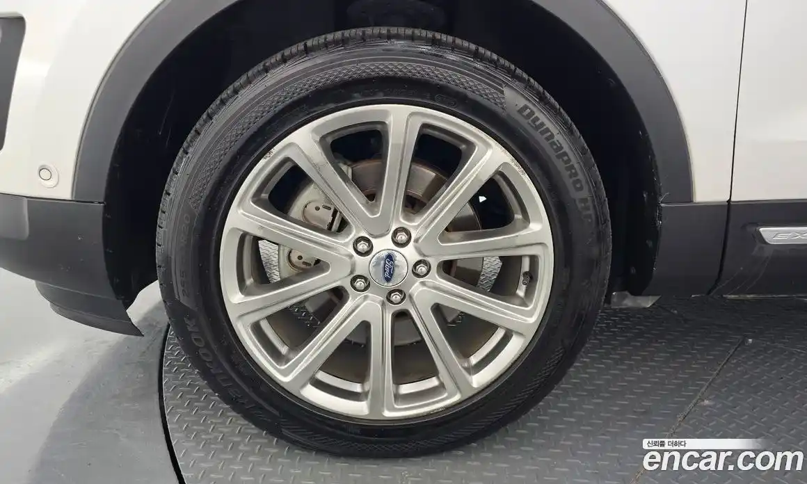 Ford Explorer 2015 3.5 автомат (гидро), фото 5