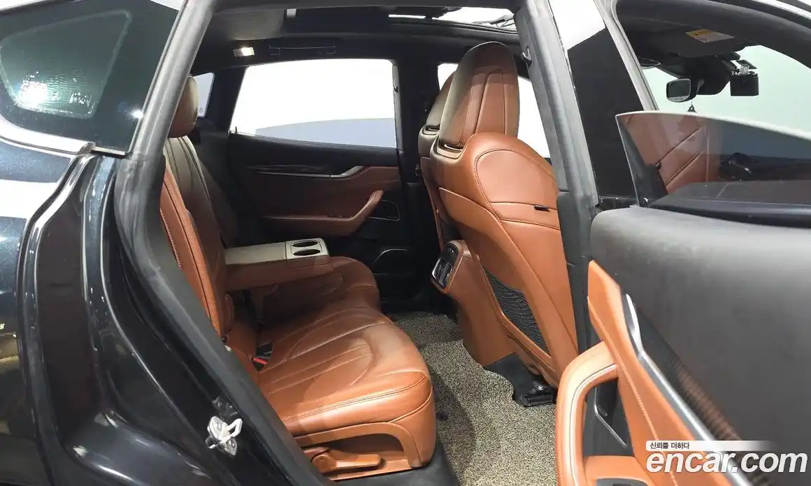 Maserati Levante 2017 3.0 гидро, фото 18