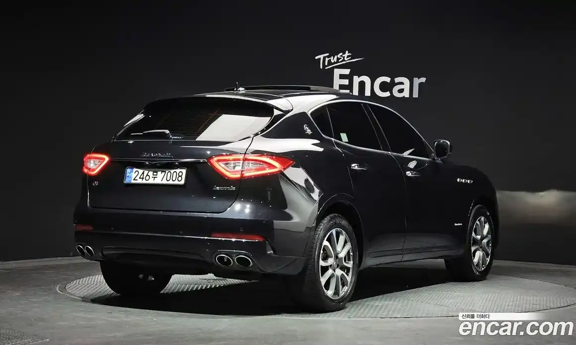 Maserati Levante 2019 3.0 гидро, фото 2