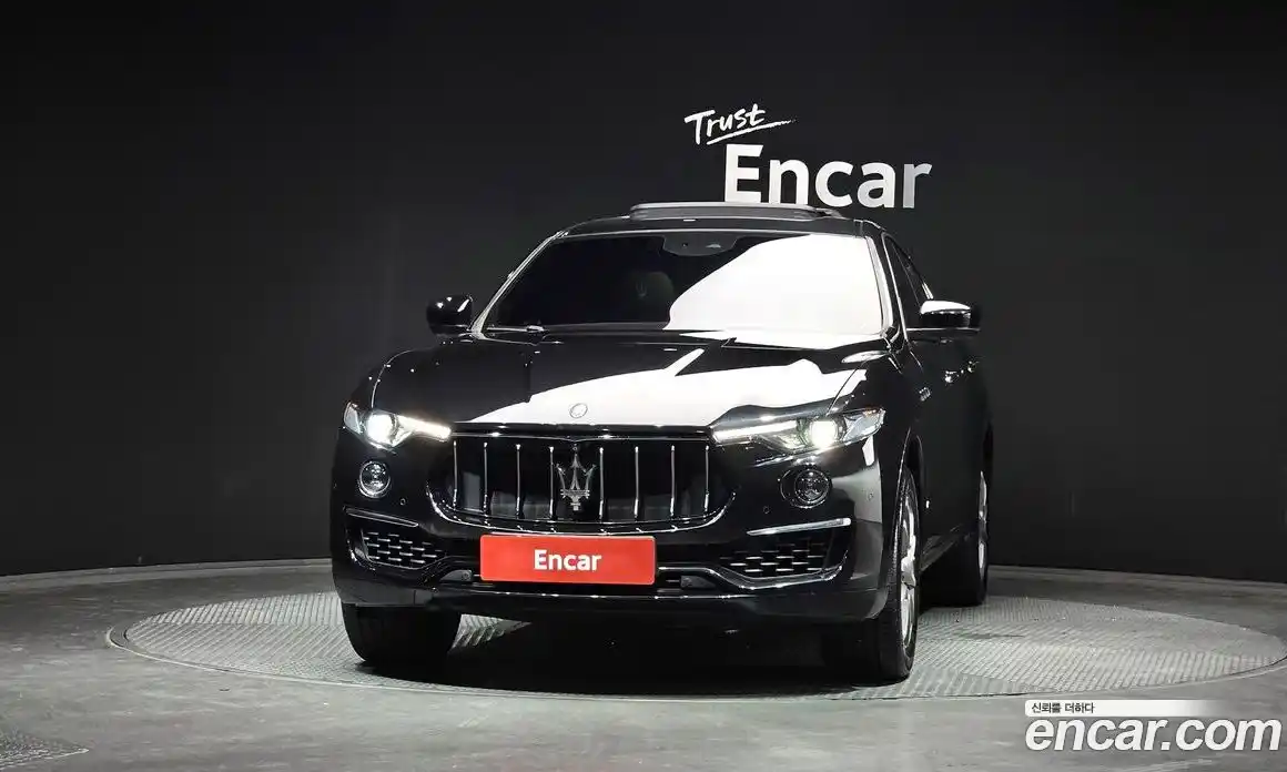 Maserati Levante 2019 3.0 гидро, фото 3