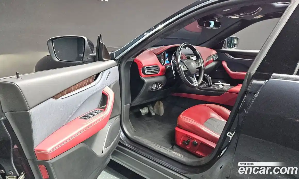 Maserati Levante 2019 3.0 гидро, фото 10