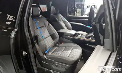 Cadillac Escalade 2026 6.2 гидро, миниатюра 11