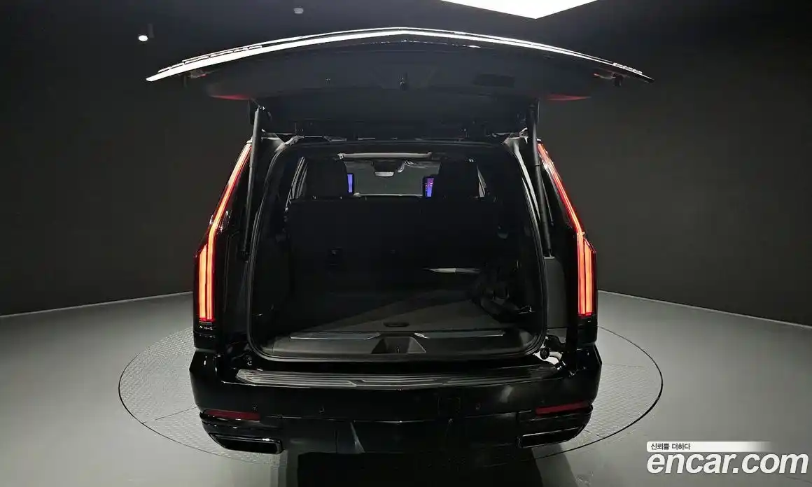 Cadillac Escalade 2026 6.2 гидро, фото 20