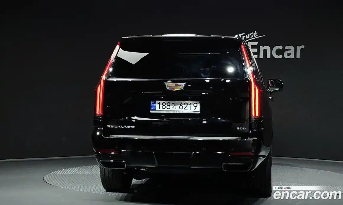 Cadillac Escalade 2026 6.2 гидро, фото 4
