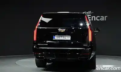 Cadillac Escalade 2026 6.2 гидро, миниатюра 4