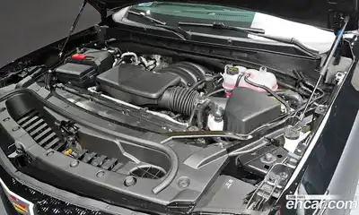 Cadillac Escalade 2026 6.2 гидро, миниатюра 6