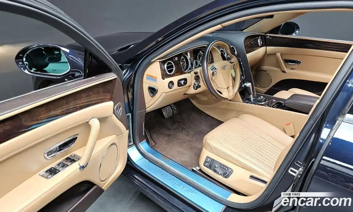 Bentley Flying Spur 2018 4.0 гидро, фото 12