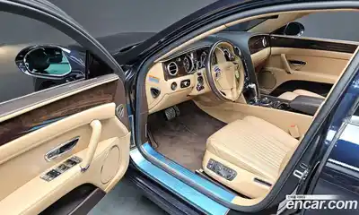 Bentley Flying Spur 2018 4.0 гидро, миниатюра 12